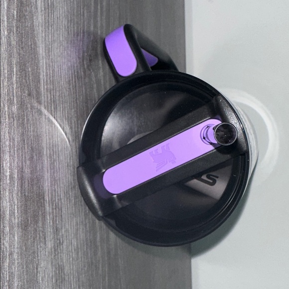 Stanley Black Starry Night Quencher Tumbler - Picture 3 of 5